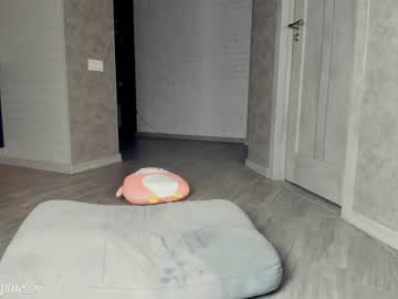 webcam girl sophie_5 live cam image #2313066
