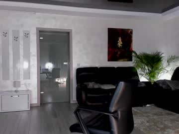 webcam girl ingridblondy94 live cam image #11798879