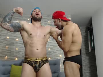 webcam man willhottwil1 live cam image #11679094