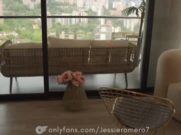 webcam girl honeyco57 live cam image #7392355