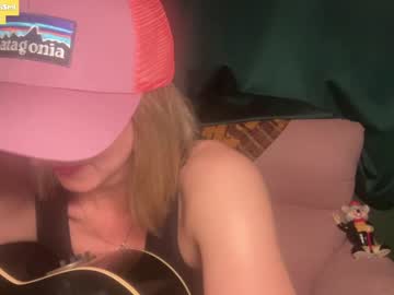 webcam girl kaileeshy live cam image #8182374
