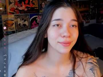webcam girl flirtykitty_ live cam image #11922610