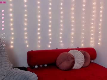 webcam girl cherry_deee live cam image #5155363