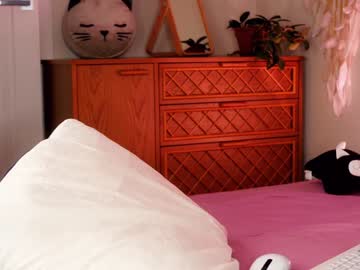 webcam girl meadowthayer live cam image #5130085