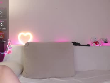 webcam couple nikki_maks live cam image #10782050