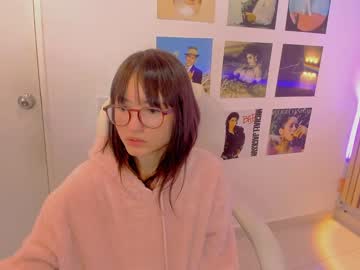 webcam girl little_effy18 live cam image #7507608