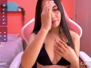 webcam girl cielo69_ live cam image #13045780