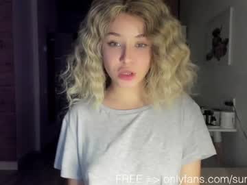 webcam girl sun_shine_baby live cam image #3745020