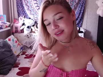 webcam girl babyfromtheforest live cam image #3126990