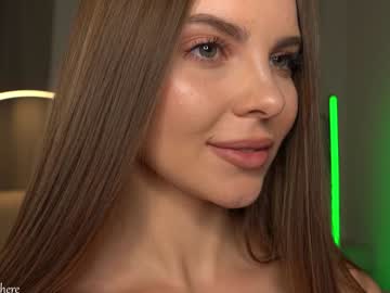 webcam girl kalisa_pearl live cam image #10425017