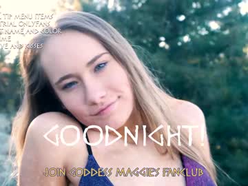 webcam girl maggielovieee live cam image #2295590