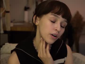 webcam girl diruriru live cam image #8682346