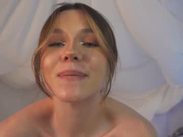 webcam girl kateuwugirl live cam image #8204003