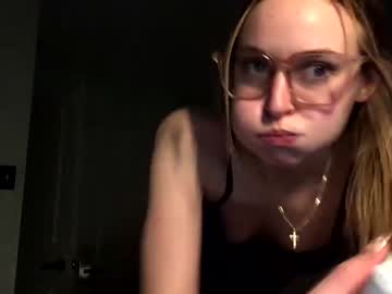 webcam girl bridgettt_tt live cam image #8335355