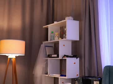 webcam girl cinacramby live cam image #11263271