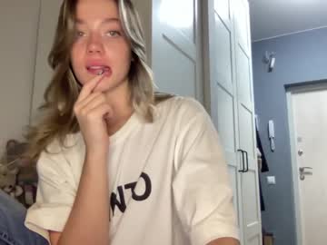 webcam girl angel_from_sky live cam image #7408481