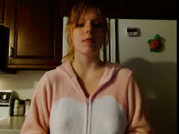 webcam girl crimsonxrapture live cam image #1290549