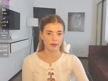 webcam girl adrianawow1 live cam image #12309151