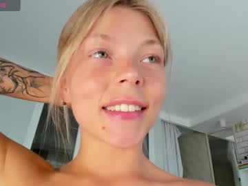 webcam girl deva_alice live cam image #9937470