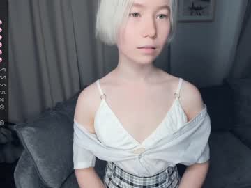 webcam girl silvergloss live cam image #7227020