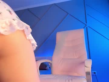 webcam girl kisimoto_key live cam image #2188877