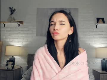 webcam girl riskyproject live cam image #6916695