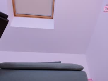 webcam girl aalliyahh live cam image #3056690