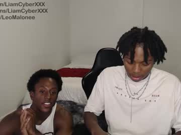 webcam man leomalonee live cam image #9358469