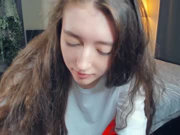 webcam girl llkadream live cam image #5264322