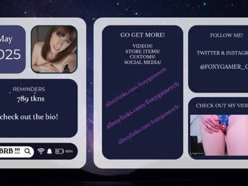webcam girl foxy_gamer live cam image #12675244