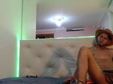webcam couple brenda_and_tony live cam image #351417
