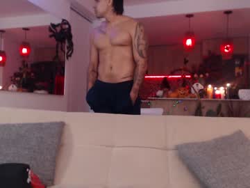 webcam man fratguysonline live cam image #7302785