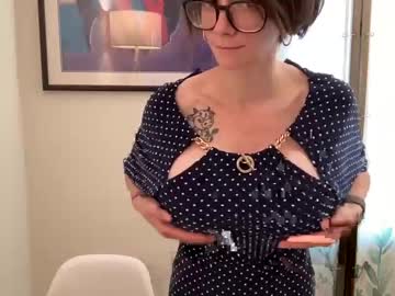 webcam girl naomi_reah live cam image #9966825