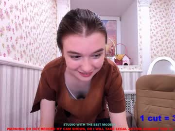 webcam girl sara__shy live cam image #57454