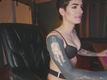webcam girl aynmarie live cam image #8209194