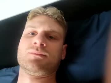 webcam man nippllecken live cam image #11342811