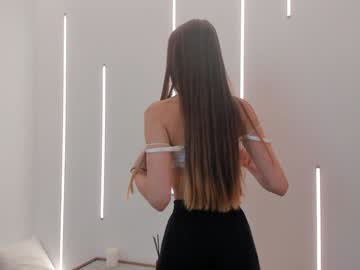 webcam girl shy_starlight live cam image #9994919