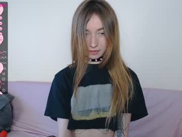 webcam girl lightlove_iam live cam image #3570648