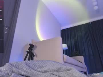 webcam girl yours_meyy live cam image #12094542