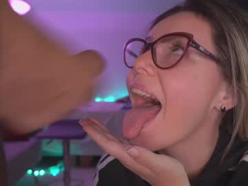 webcam girl xhxoxtxsxex live cam image #8932452