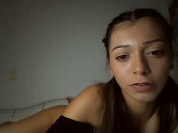 webcam couple gia05valentina live cam image #7471982