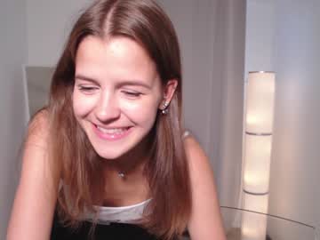 webcam girl eli_sun live cam image #3351358