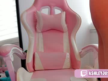 webcam girl ashleycat9 live cam image #9234332