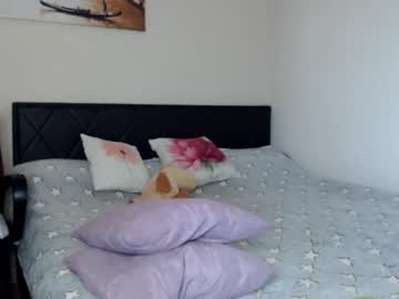 webcam girl hugetittiesgerda live cam image #2641150