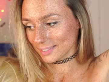 webcam girl artease live cam image #7477391