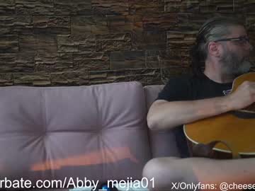 webcam couple cheeseburgerjesus live cam image #9320266