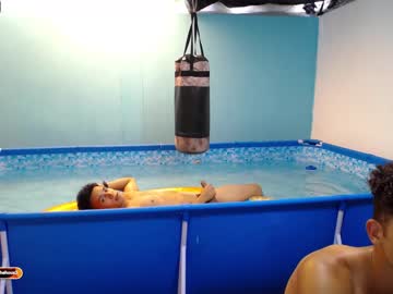 webcam man kings_of_the_house live cam image #433193