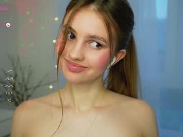 webcam girl fluffy_angel live cam image #10241135