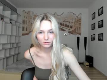 webcam girl evamooni live cam image #6223577