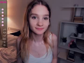 webcam girl shiningdawn live cam image #6492533